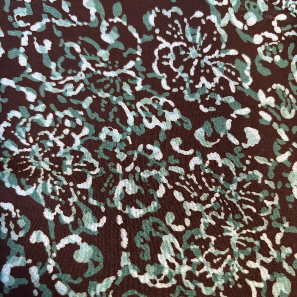 Elegant Brown and Green Patterned Dress - Picture 11 of 11